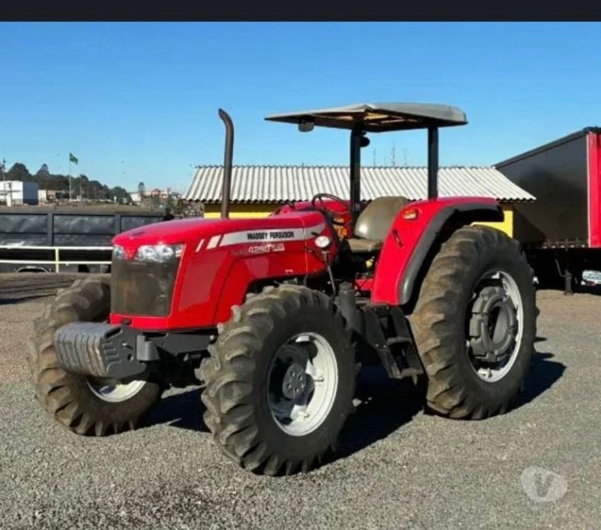 Maquinária agrícola agua Boa MT - Fotos para Pare de pagar por fretes