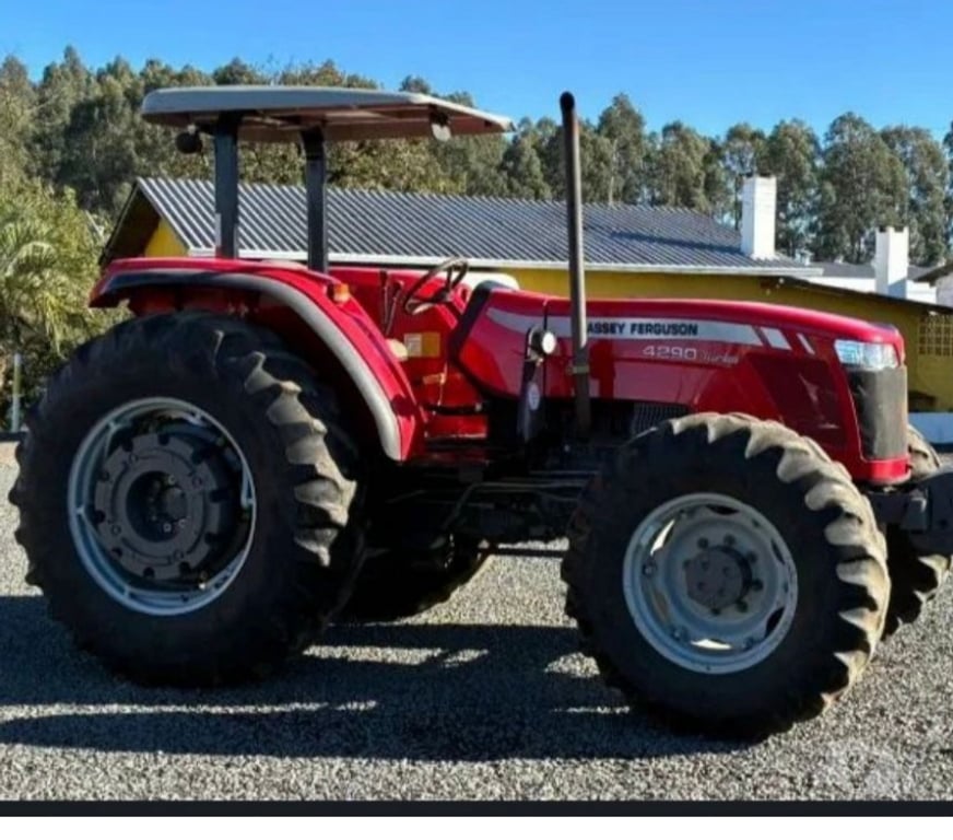 Maquinária agrícola agua Boa MT - Fotos para Pare de pagar por fretes