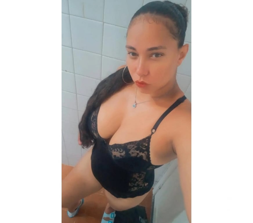 Garotas de programa Rio de Janeiro RJ Campo Grande, Rio de Janeiro - Fotos para Ana morena 19 anos 50 rapidinha local em campo grande