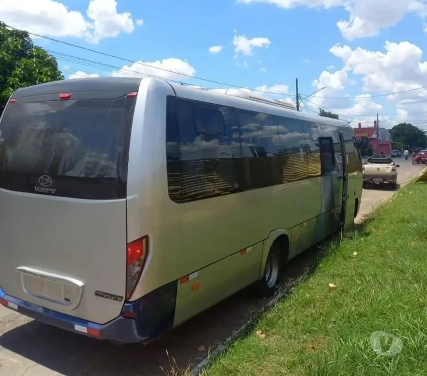 Ônibus Usados Curitiba PR Matriz - Fotos para VOLARE – MARCOPOLO – 2023 – RF. 7173