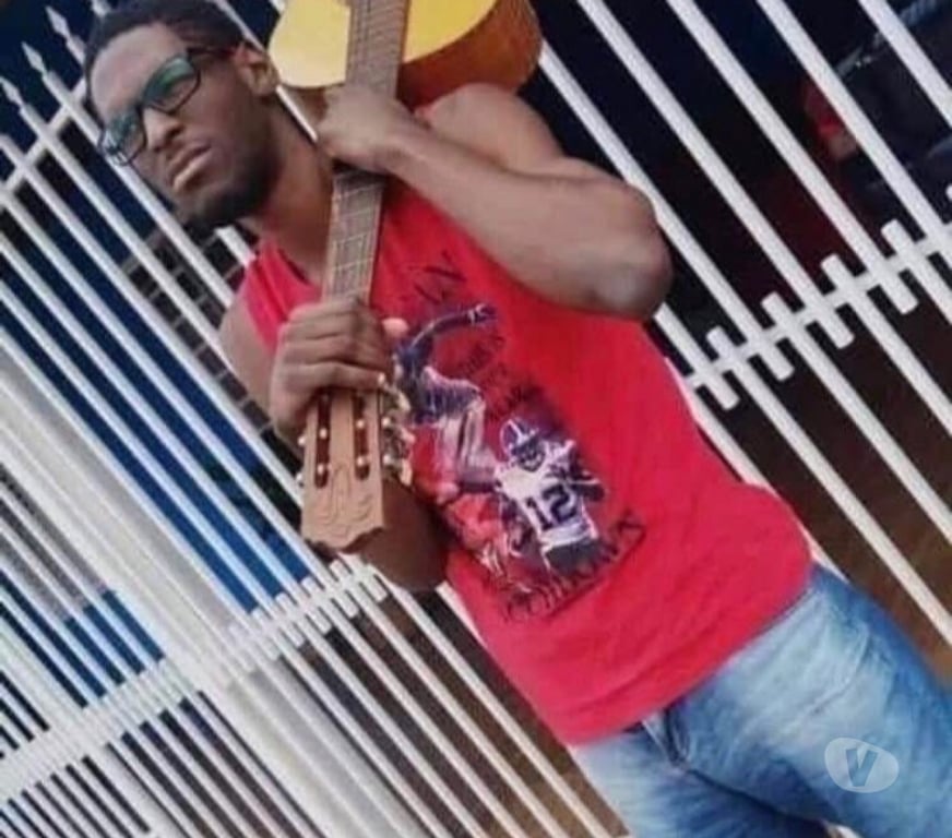 Homem procura Mulher Campo do Meio MG - images_alt_text Título de anucio