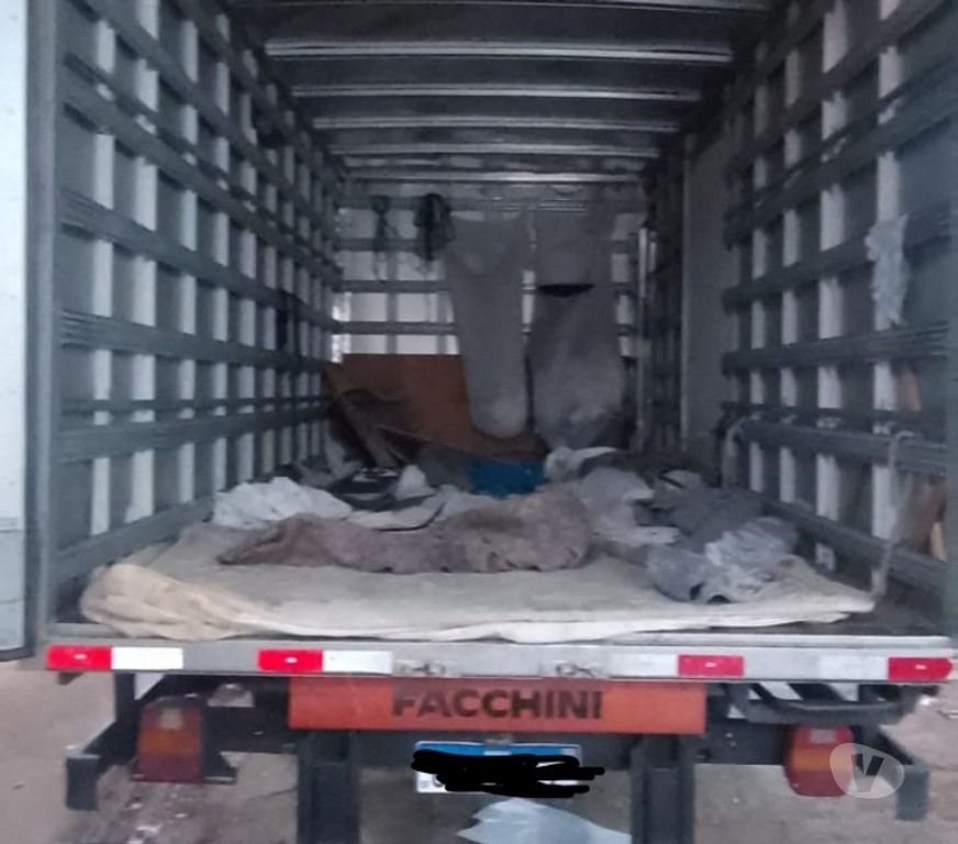 Caminhões usados Itapira SP - images_alt_text Vende F4000 com Baú