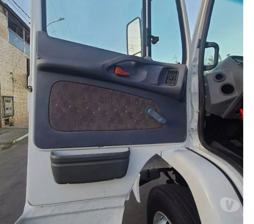 Caminhões usados Londrina PR - Fotos para Mercedes benz 1620 6x2 ano 2010 Caçamba