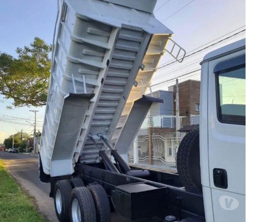 Caminhões usados Londrina PR - Fotos para Mercedes benz 1620 6x2 ano 2010 Caçamba