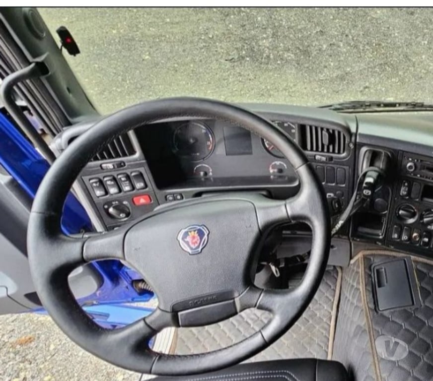 Caminhões usados Machadinho d`Oeste RO - Fotos para Scania P310 8x2 2018