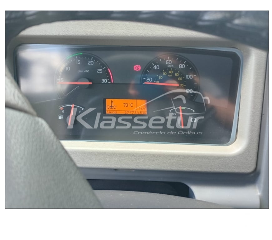 Ônibus Usados Curitiba PR Boqueirão - Fotos para Ônibus Comil Campione Volvo B270F 46L(COD.688)2014-2015