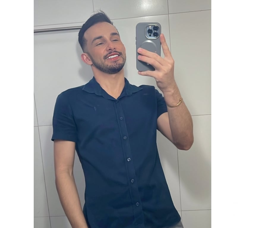 Acompanhantes masculinos Balneario Camboriu SC - Fotos para LUCAS ARCANJO SEU GAROTO