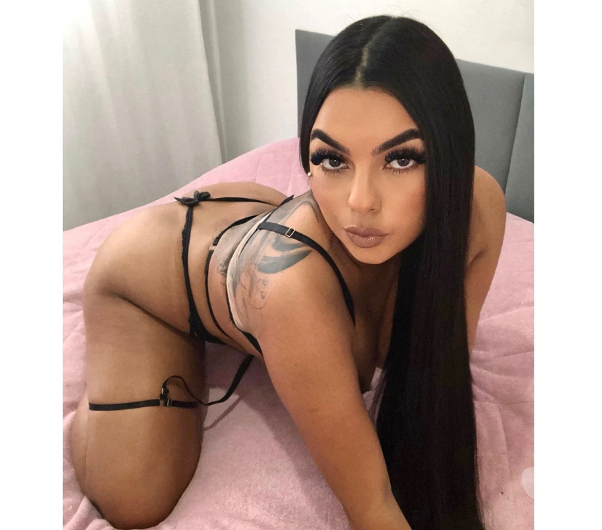 Garotas de programa Sao Jose SC - images_alt_text Camilla morena Índia