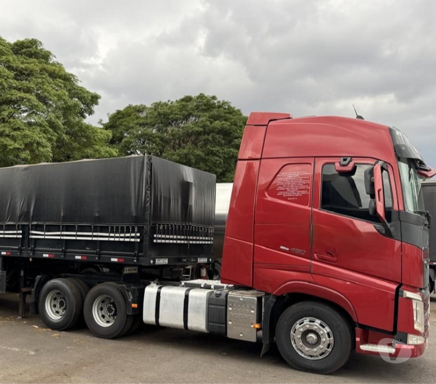 Caminhões usados Urupa RO - images_alt_text Volvo FH 460 6x2 e Carreta Randon LS