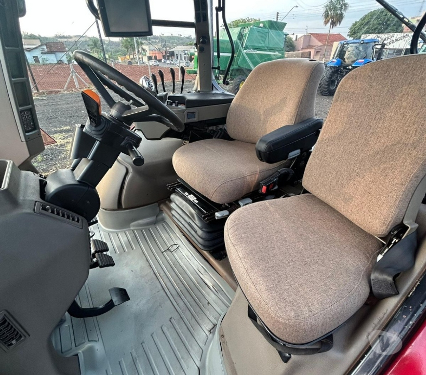 Maquinária agrícola Londrina PR - Fotos para Trator Case Puma 215 📅 Ano: 2016 REVISADO
