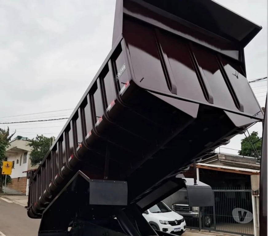 Caminhões usados Brasilia DF Aguas Claras - Fotos para Caminhão a venda