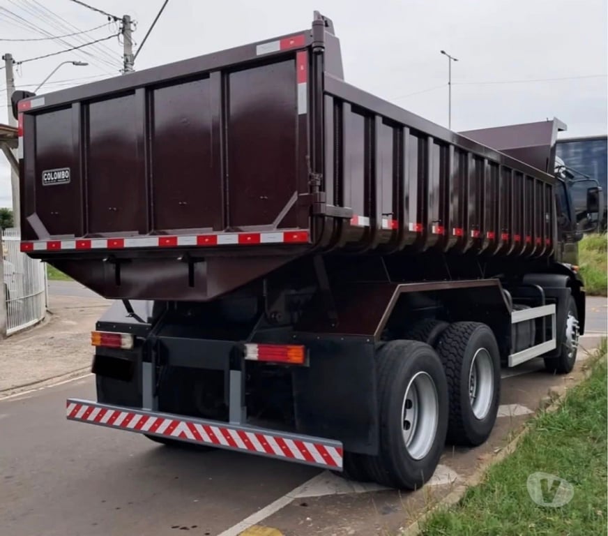 Caminhões usados Brasilia DF Aguas Claras - Fotos para Caminhão a venda