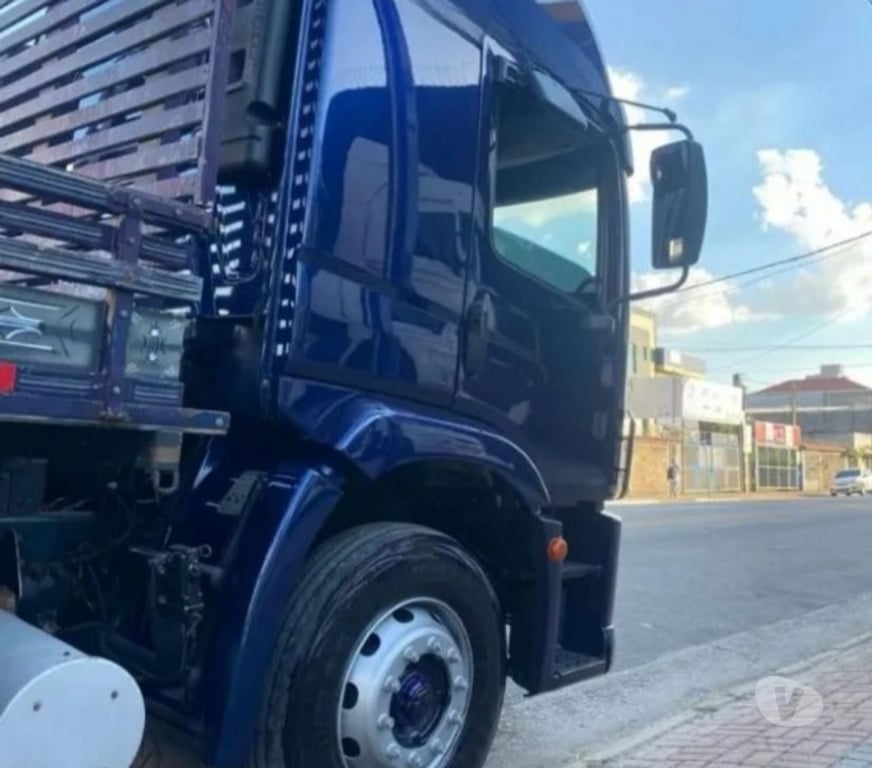 Caminhões usados Cascavel PR - Fotos para Volkswagem 24-250