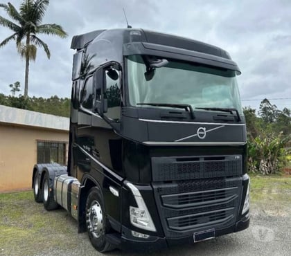 Caminhão usado - Fotos para Cavalo Volvo FH 540