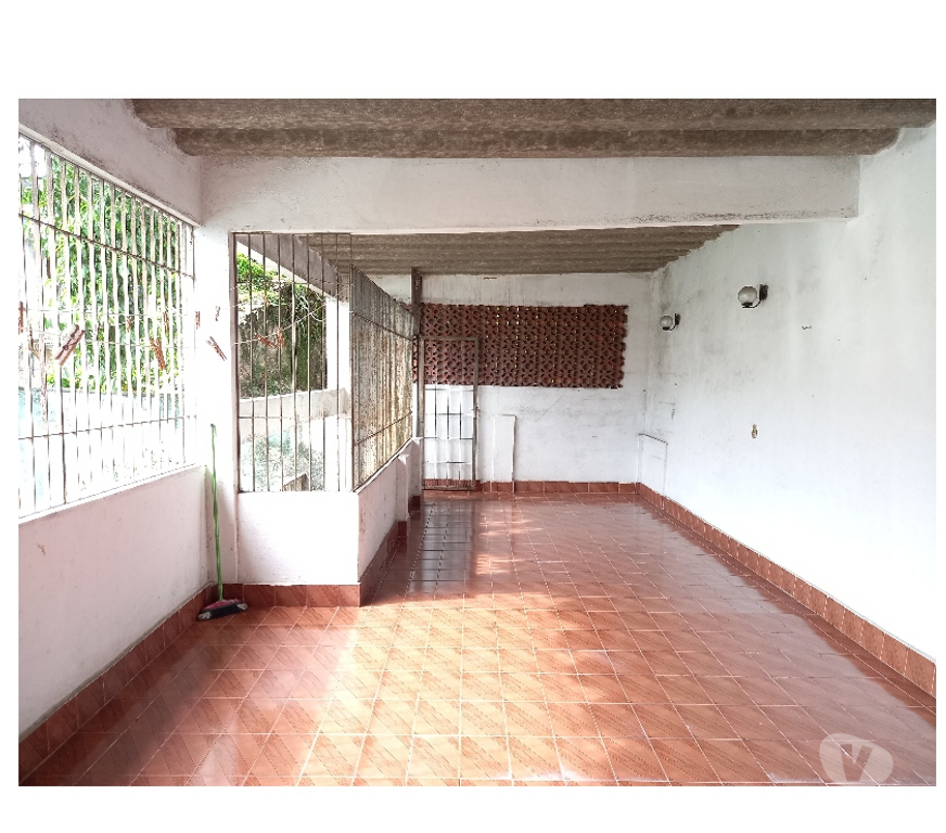 Alugar apartamentos Rio de Janeiro RJ Outros Bairros Rio de Janeiro RJ - Fotos para EXCELENTE CASA COM AMPLO TERRAÇO