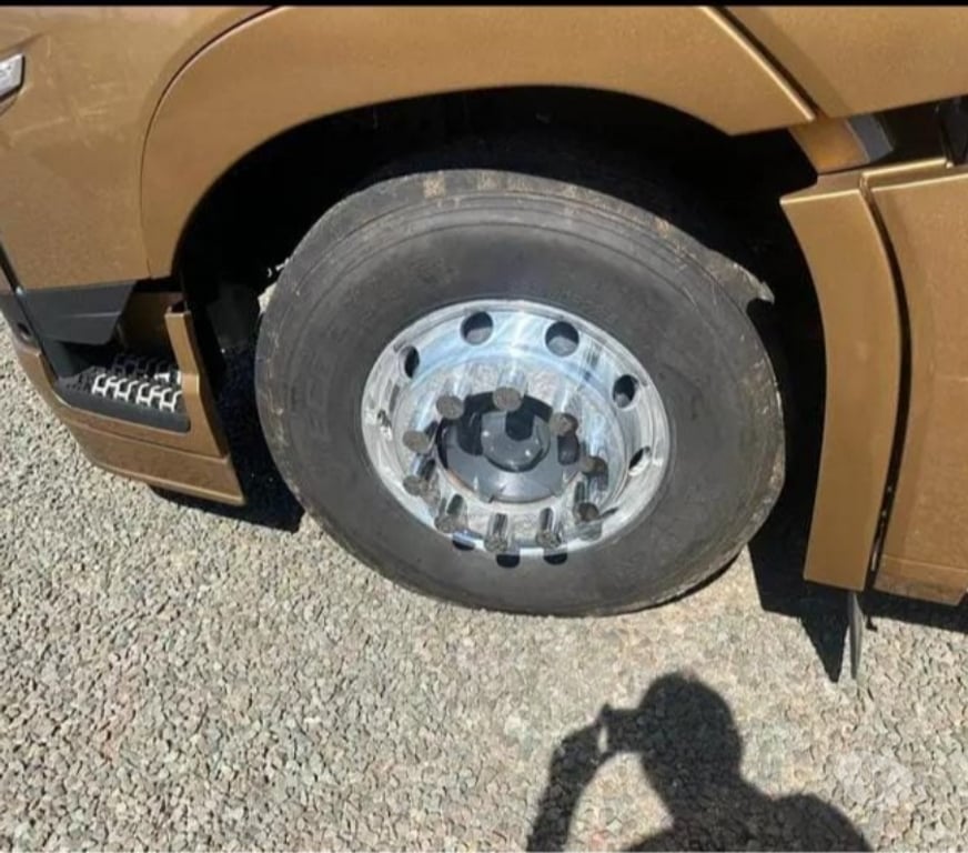 Caminhões usados Maringa PR - Fotos para Cavalo Volvo FH 540