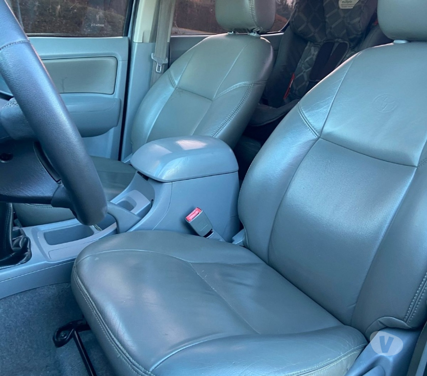 Seminovos Bento Goncalves RS - Fotos para HiluxHILUX SRV 3.0 TURBO DIESEL TRAÇÃO 4X4 CAMBIO MANUAL