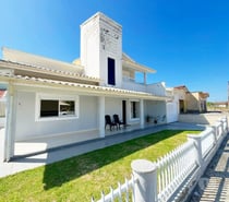 Casa de dois andares no Bal. Arroio Corrente - Jaguaruna SC