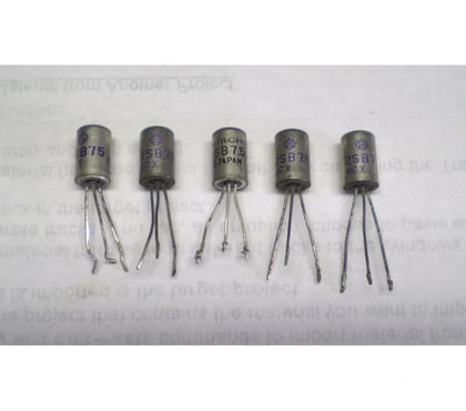 Colecionadores Porto Alegre Sul Porto Alegre RS - Fotos para Coleção -Transistores antigos tipo 2SB75.-Cód. 338-