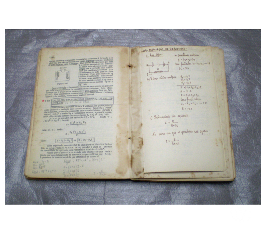 DVDs a Venda Porto Alegre RS Porto Alegre Sul - Fotos para Livro técnico didático antigo.- Cód. 343 -