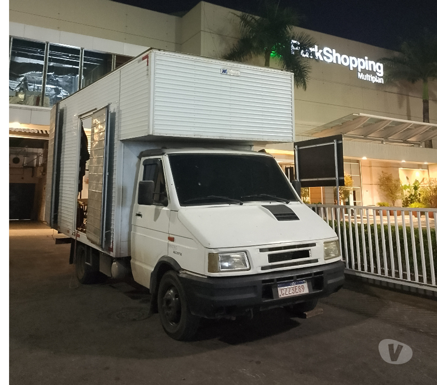 Mudanças - Frete Guara DF - Fotos para Caminhão de mudança com ajudante e montador