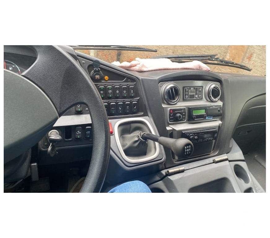  Ônibus Usados Curitiba PR Cidade Industrial de Curitiba - Fotos para Micro Onibus Executivo Volare WL-On ano 2021 cód.9976