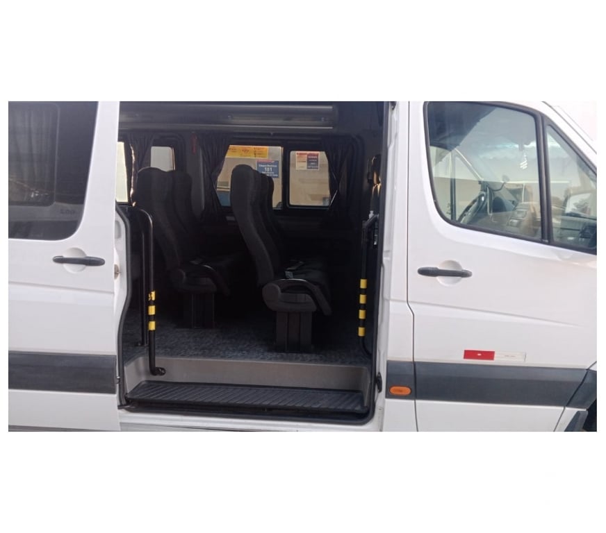  Ônibus Usados Curitiba PR Cidade Industrial de Curitiba - Fotos para Van Sprinter 515 com Ar ano 2018 cód.9980