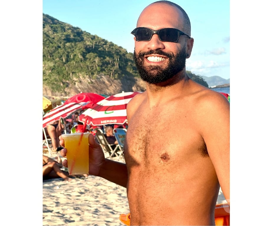 Acompanhantes masculinos Sao Paulo SP República - Fotos para 🔥 Moreno, careca e barba
