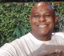 Homem PROCURA MULHER