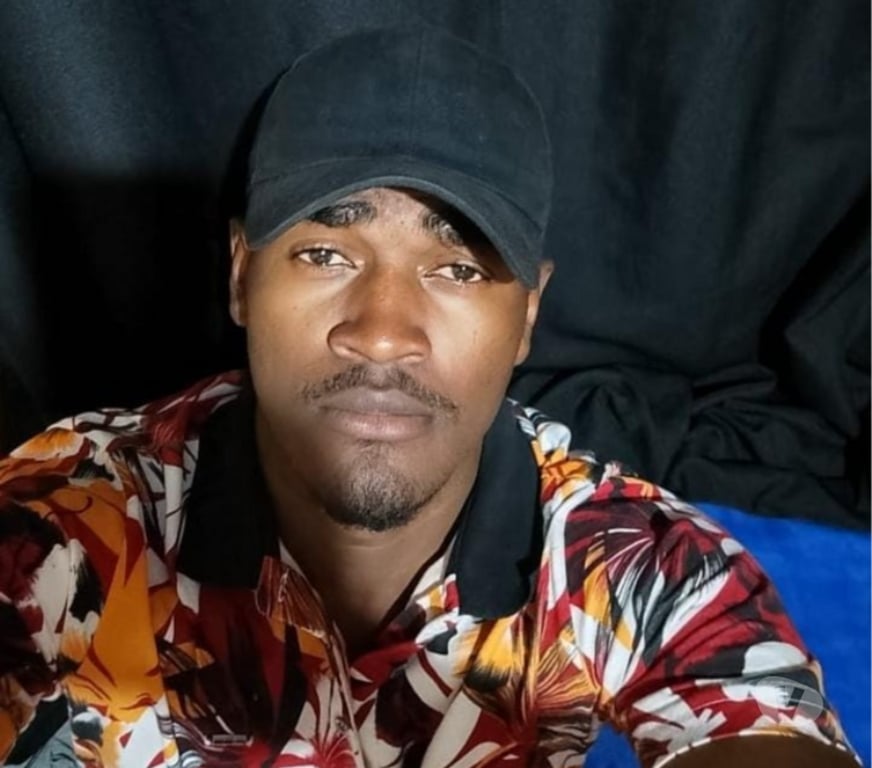 Homem procura Mulher Valenca RJ - images_alt_text Estou em busca de uma parceira