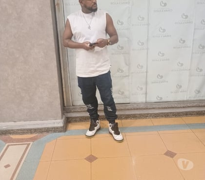 Acompanhantes Masculinos Centro Rio de Janeiro RJ - images_alt_text Massoterapeuta Jhony