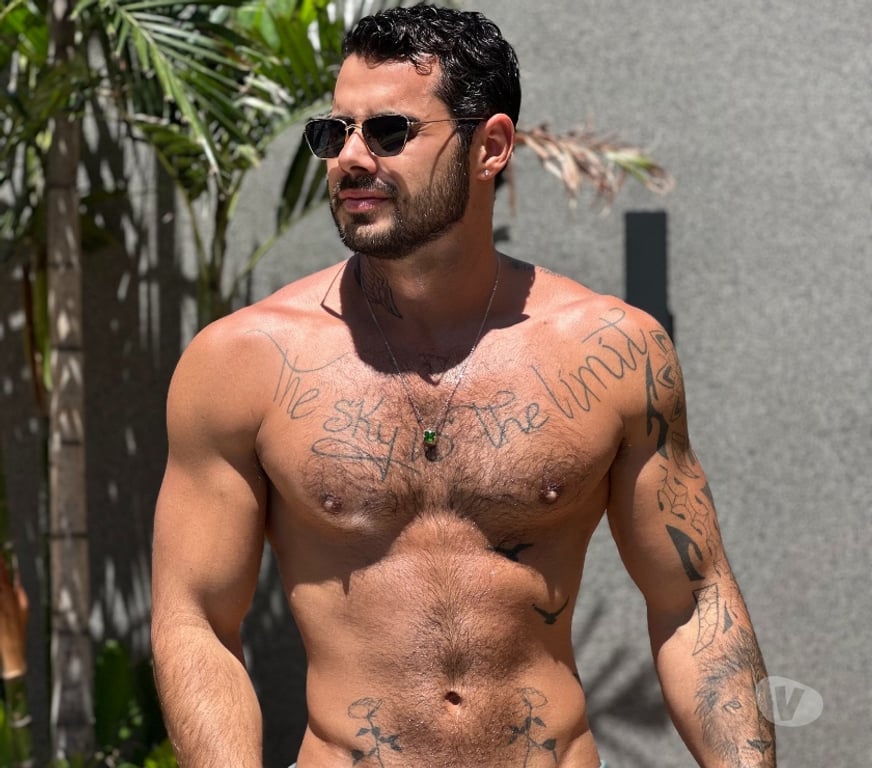 Acompanhantes masculinos Curitiba PR Fazendinha-Portão - Fotos para CARIOCA JOÃO PEDRO