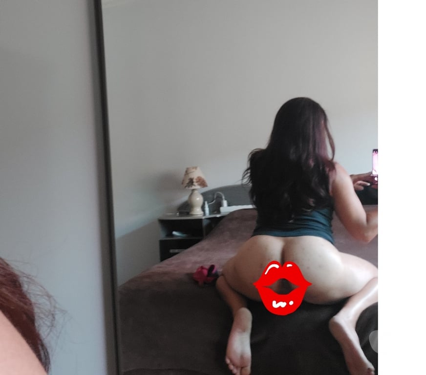 Encontros Casuais Inhumas GO - Fotos para Passivinha fêmea quer machos ativos no sigilo.