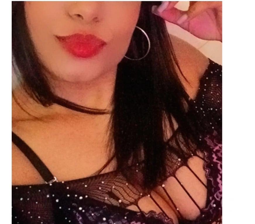 Garotas de programa Lapa PR - Fotos para Morena atraente gostosa