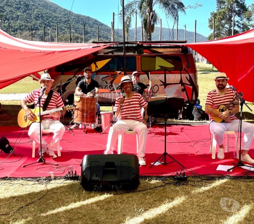 Serviços para eventos Pocos de Caldas MG - Fotos para SHOWS COM TRIO RAIZ SAMBA