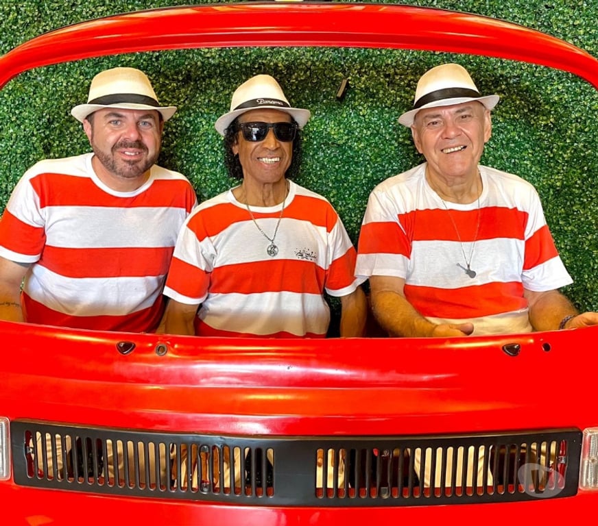 Serviços para eventos Pocos de Caldas MG - Fotos para SHOWS COM TRIO RAIZ SAMBA