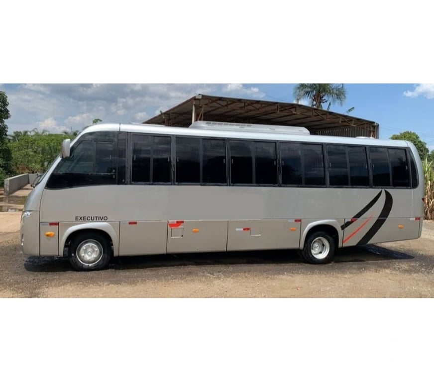  Ônibus Usados Curitiba PR Cidade Industrial de Curitiba - Fotos para Micro Onibus Volare DW-9 M.Benz ano 2013 Cód.9984