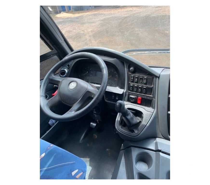  Ônibus Usados Curitiba PR Cidade Industrial de Curitiba - Fotos para Micro Onibus Volare DW-9 M.Benz ano 2013 Cód.9984