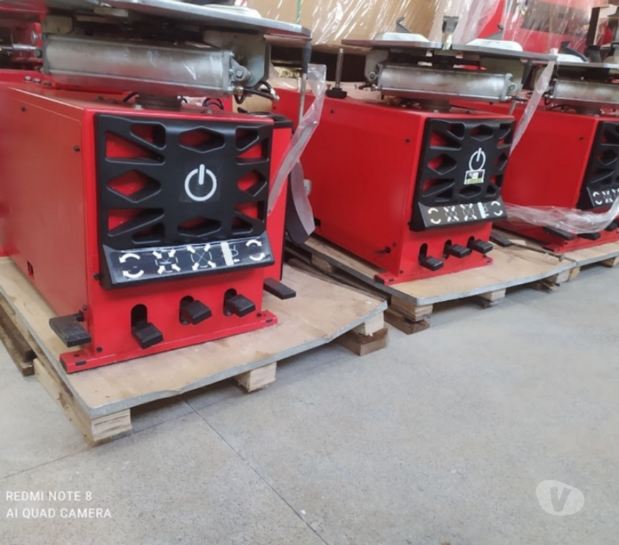  Acessórios Automóveis Taguatinga DF - Fotos para Desmontadora de Pneus semi automática trifásica - Nova