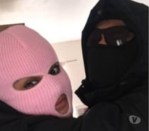 Casal a procura de amiga