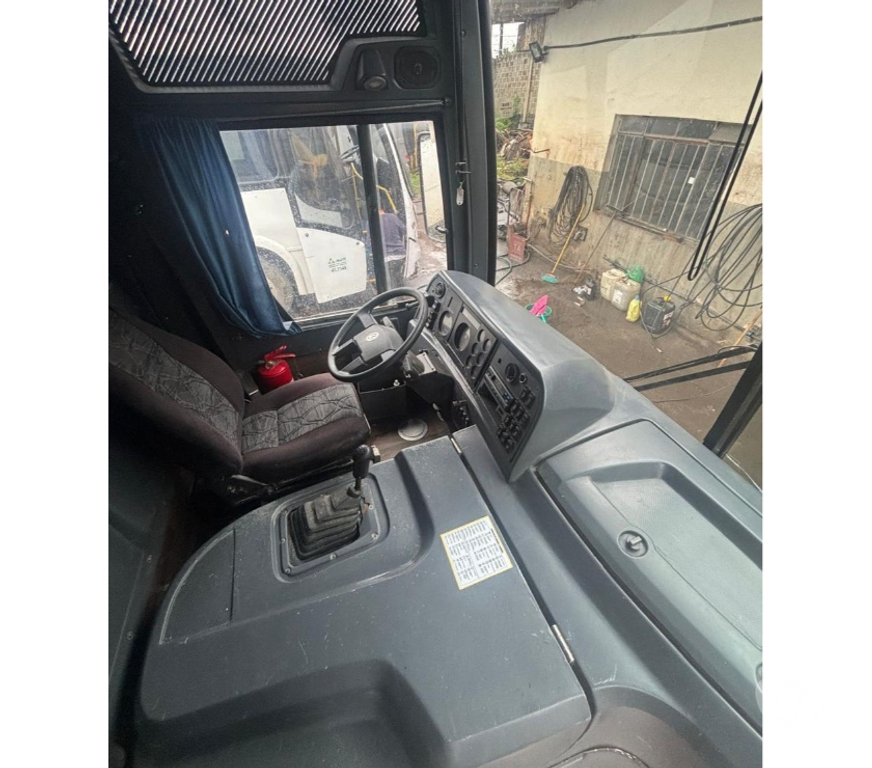  Ônibus Usados Curitiba PR Cidade Industrial de Curitiba - Fotos para Onibus Comil VW 17230 MWM fretamento ano 2010 cód.9994