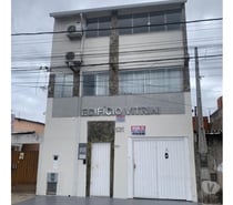 IMOVEL RESIDENCIAL COM SALAS COMERCIAL