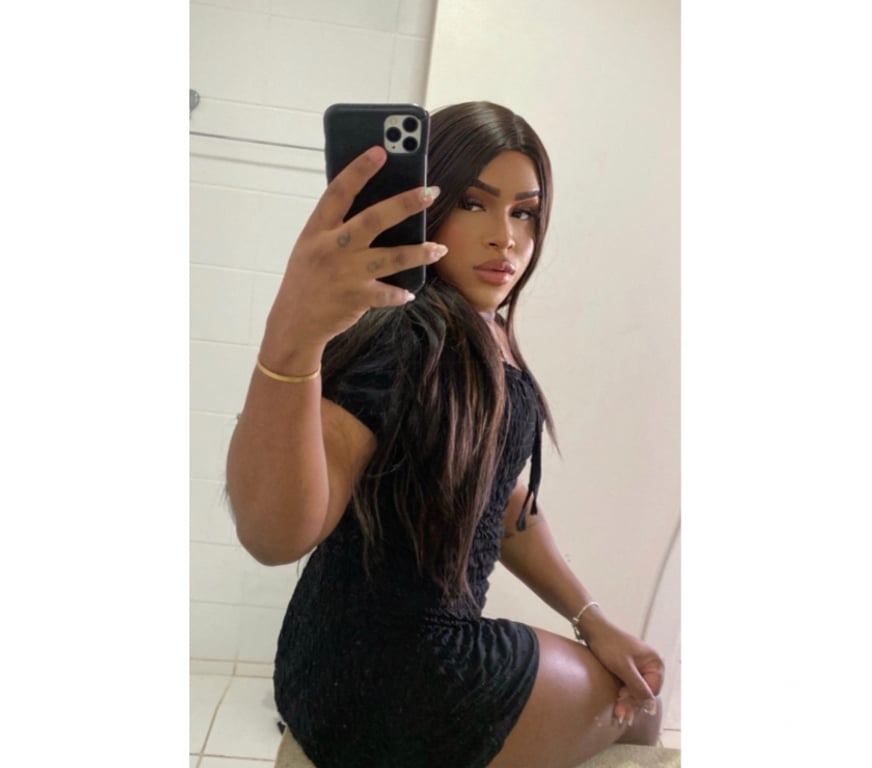 Garotas de programa Sao Sebastiao DF - Fotos para Carol Souza novinha trans disponível em são Sebastião