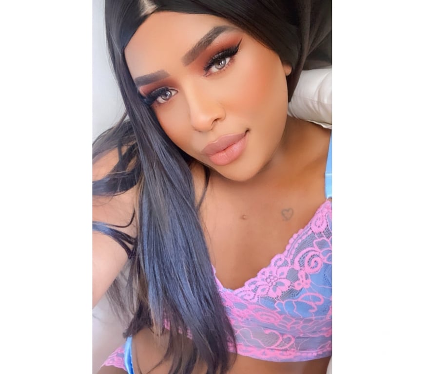 Garotas de programa Sao Sebastiao DF - Fotos para Carol Souza novinha trans disponível em são Sebastião