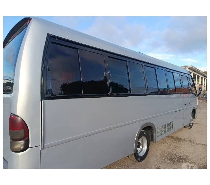  Ônibus Usados Curitiba PR Cidade Industrial de Curitiba - Fotos para Micro Onibus Volare W-9 ano 2010 cód.9999