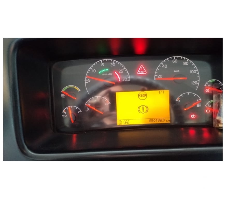  Ônibus Usados Curitiba PR Cidade Industrial de Curitiba - Fotos para Onibus Marcpolo G-7 DD-8x2 Volvo B-450 ano 2012 cód.10003