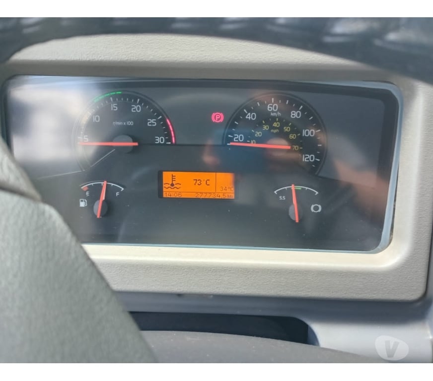  Ônibus Usados Curitiba PR Cidade Industrial de Curitiba - Fotos para Onibus Motor dianteiro Comil completo ano 2015 cód.10006