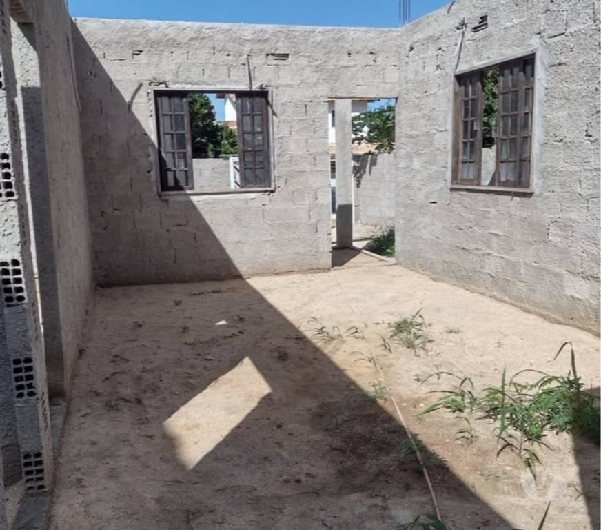 Apartamentos a venda Sao Pedro da Aldeia RJ - Fotos para Vendo Terreno com 2 casas