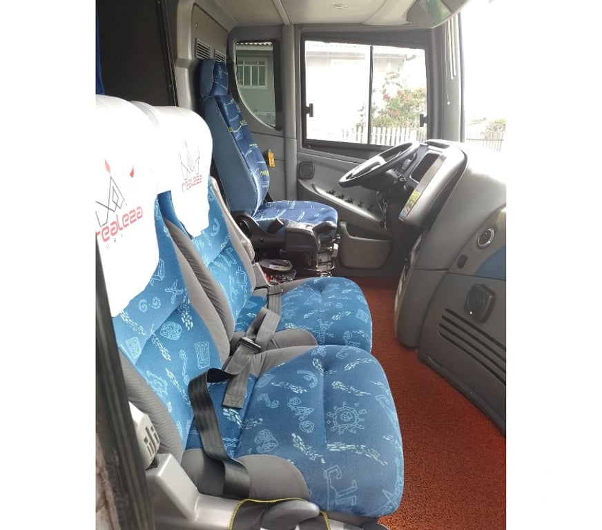  Ônibus Usados Curitiba PR Cidade Industrial de Curitiba - Fotos para Onibus DD 4-eixos Volvo B-12 420cv ano 2012 cód.10008