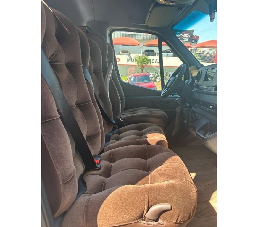  Ônibus Usados Curitiba PR Cidade Industrial de Curitiba - Fotos para Van Executiva Sprinter 417 ano 2024 cód.10009